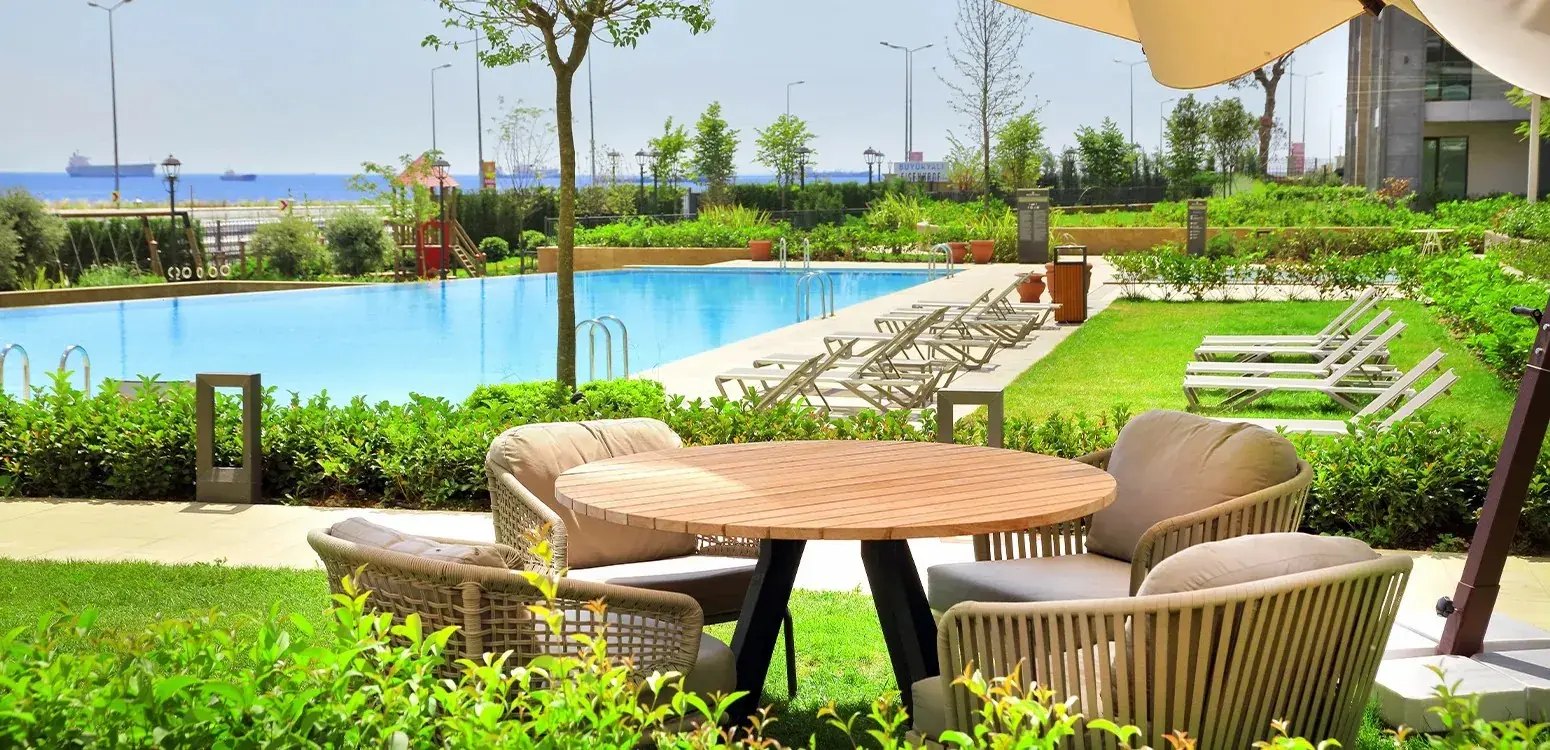 Büyükyalı garden pool and seating area