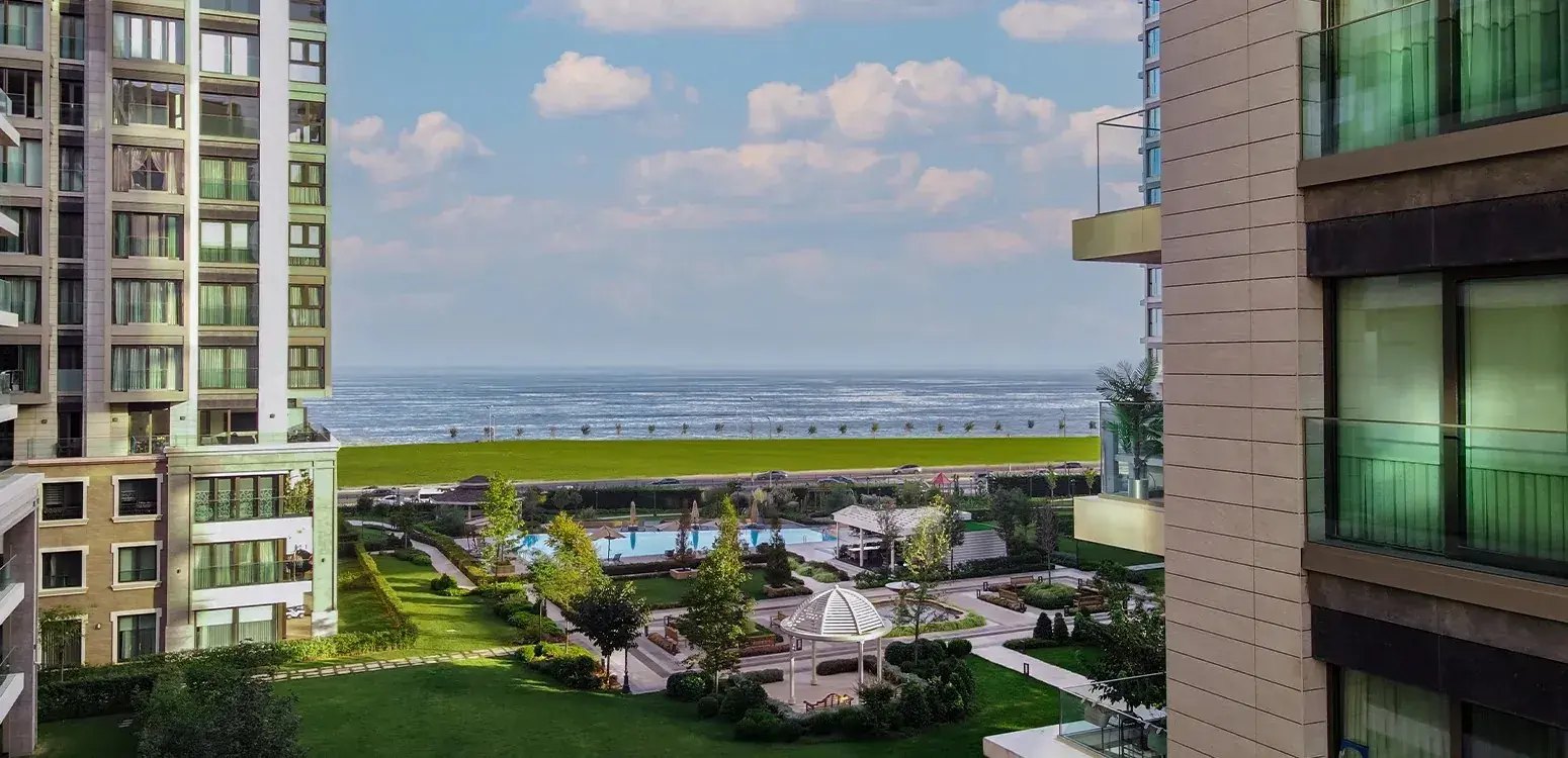 Büyükyalı gardens running down towards the Marmara Sea